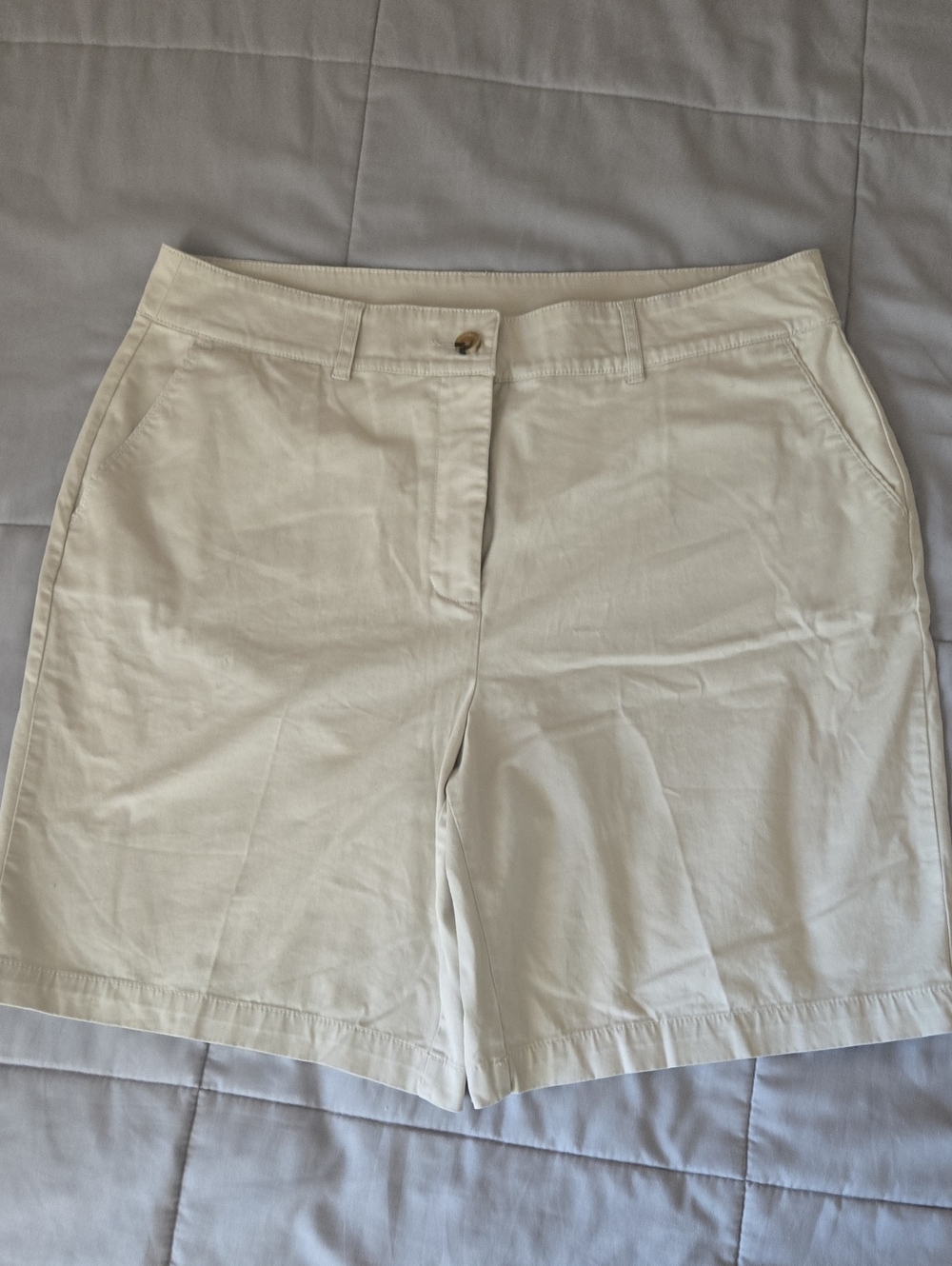Kim Rogers Cream Tailored Bermuda Shorts
